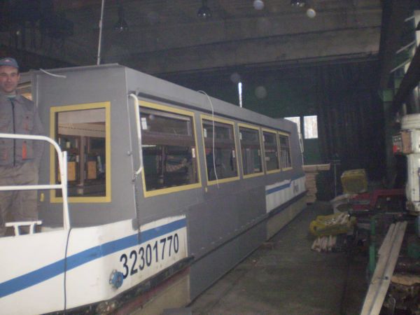 PC070180