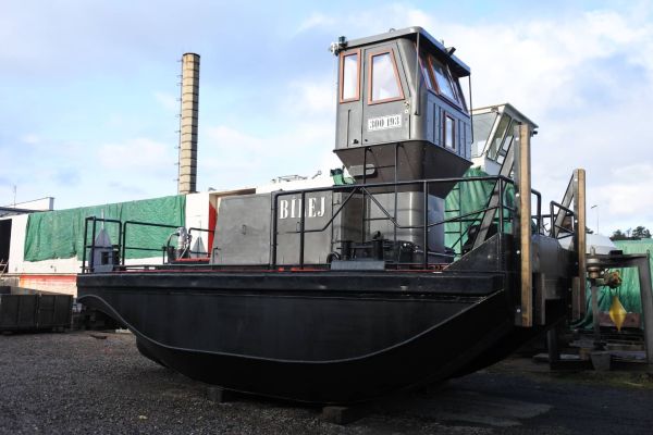 Remorkér TRD120 Bílej (11)